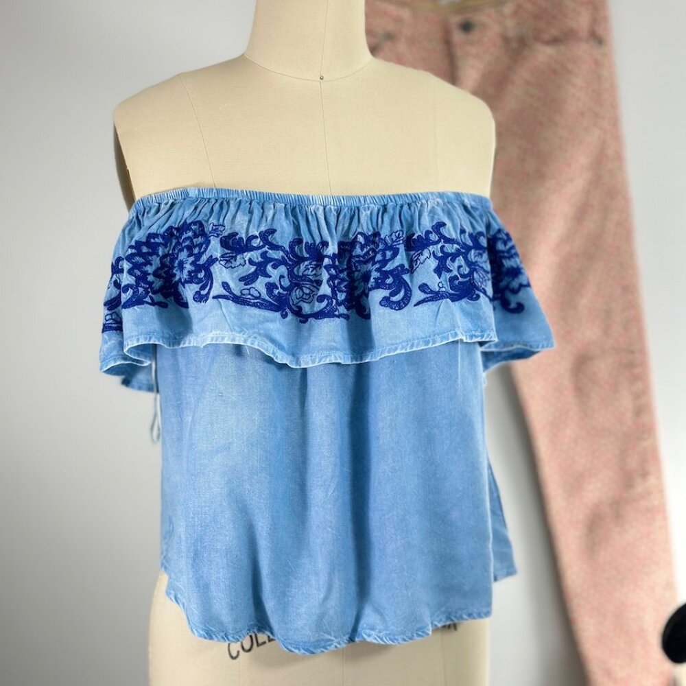 Acid Washed Chambray Embroidered Cropped Top Off Shoulder M